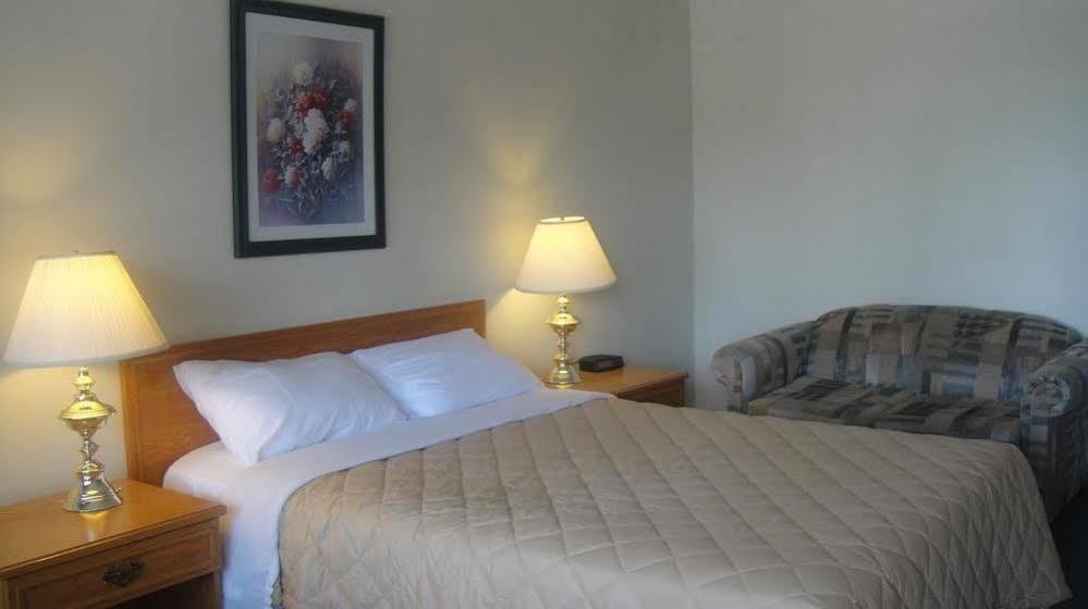 7 Days Inn Niagara Falls Ниагара-Фолс Экстерьер фото
